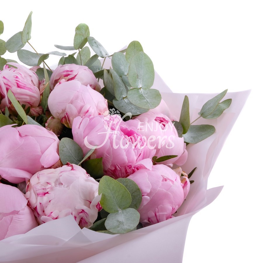 Букет из 15 розовых пионов "Милая Мэри"